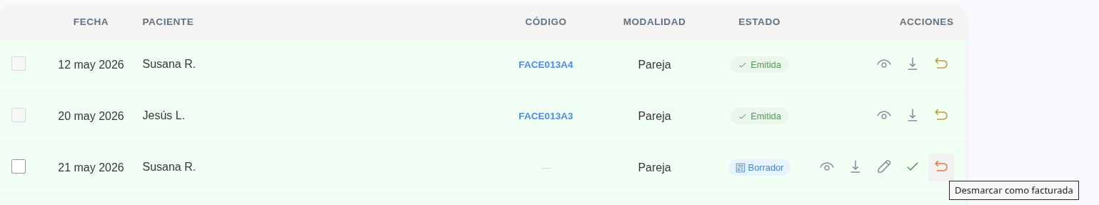 Fila de un borrador con el aviso Desmarcar como facturada sobre la flecha de vuelta